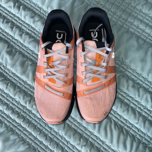 OnCloud Go running shoe - Picture 1 of 2